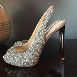 Image Vince Camuto silver heels